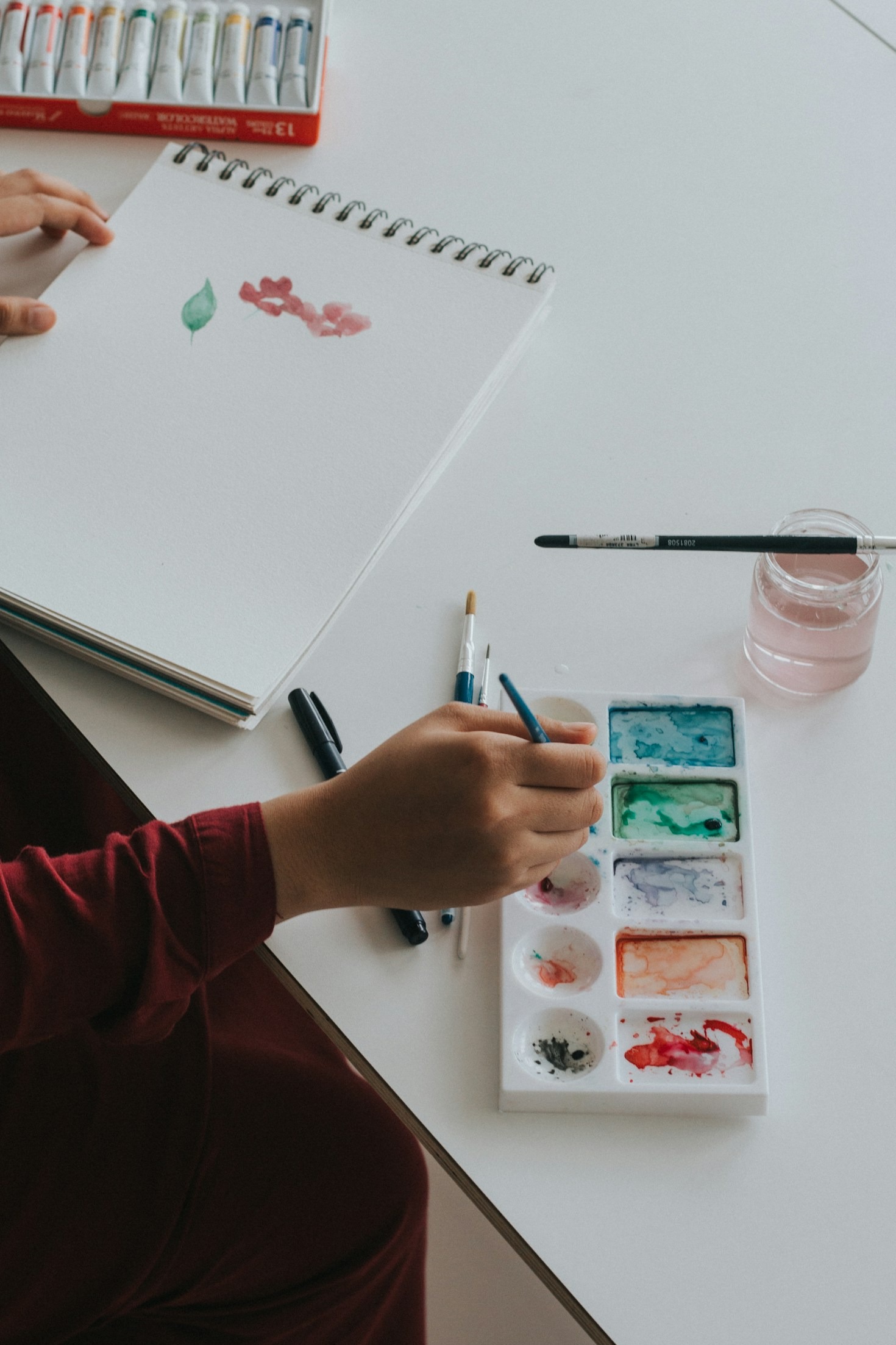 How to Unlock Inner Peace Through Fluid Art
